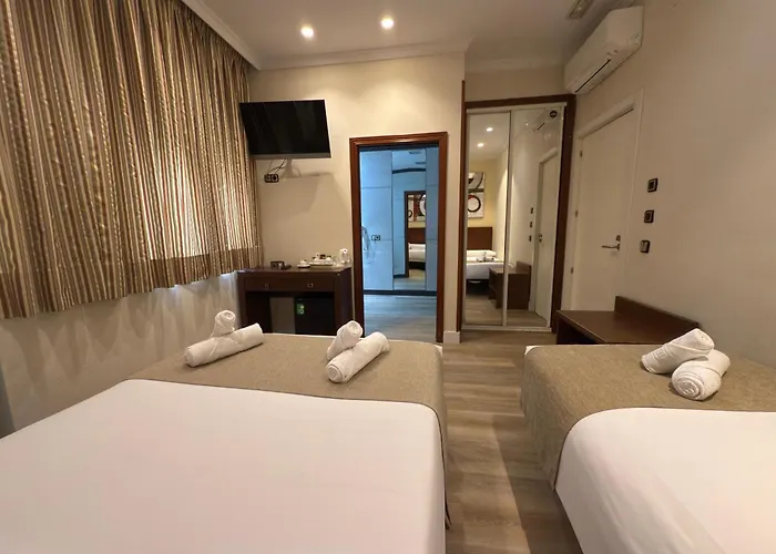 Hostal Atocha Almudena Martín Madrid